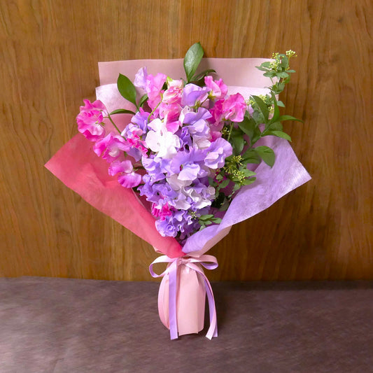 【2月限定】アレンジ_誕生花カジュアル花束S＜スイートピー＞